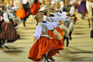 Latvia là thế giới của những người thích ca hát, nhảy múa.